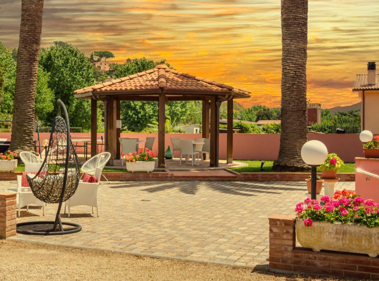 Hotel Villa Rosa Porto Azzurro Exterior foto