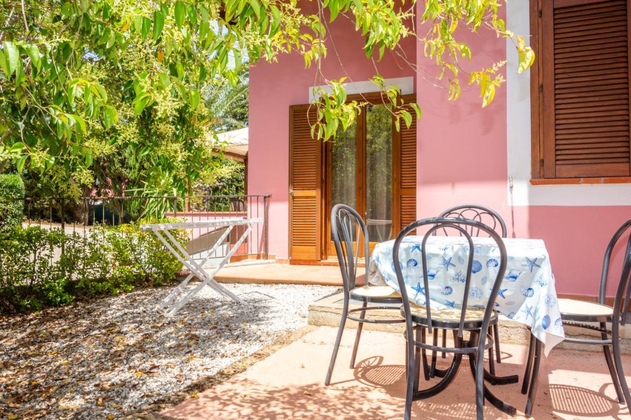 Hotel Villa Rosa Porto Azzurro Exterior foto